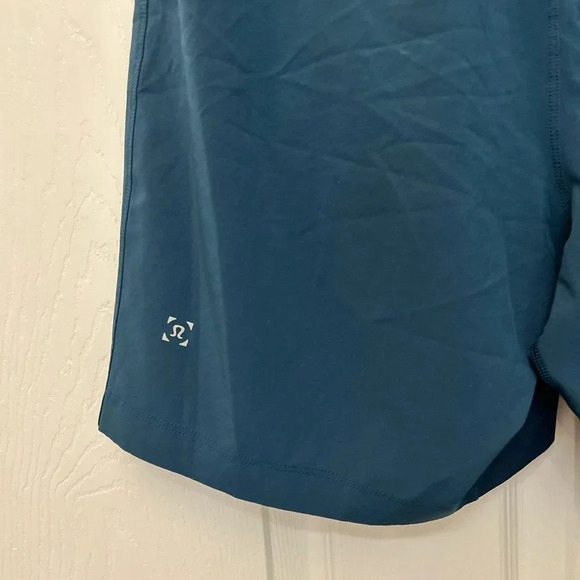 Lululemon T.H.E. Short Linerless 7"
Iron Blue - Picture 5 of 8